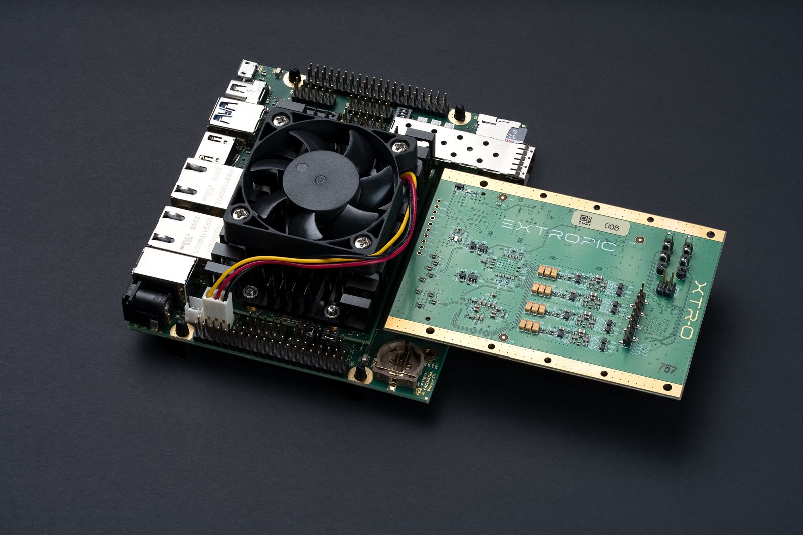 Single daughterboard.